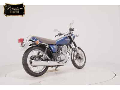 Yamaha SR400 2022