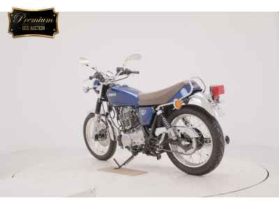 Yamaha SR400 2022