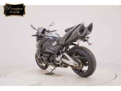 Suzuki B-King 2009