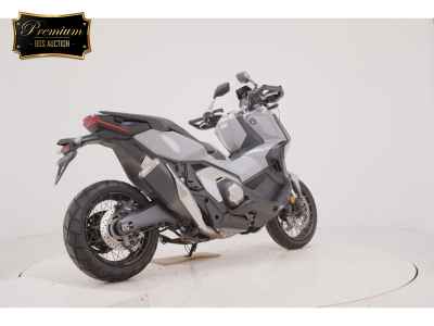 Honda X-Adv 750 2022