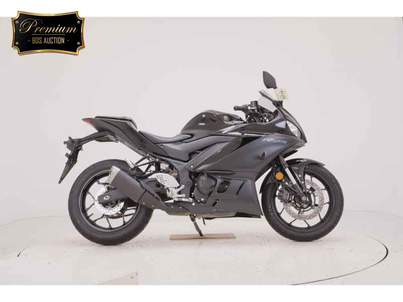 Yamaha YZF-R25 2023