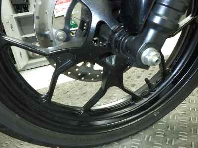 Yamaha YZF-R25 2023
