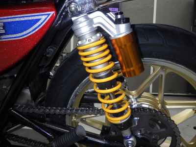 Suzuki GS400 2025