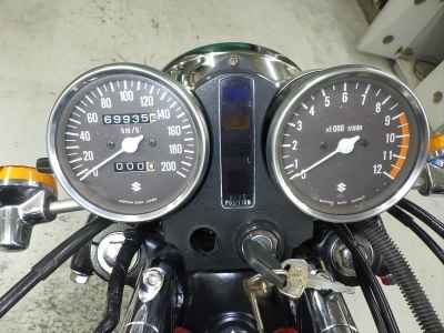 Suzuki GS400 2025