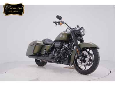 Harley-Davidson FLHRXS114 2022
