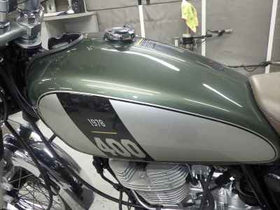 Yamaha SR400 2019