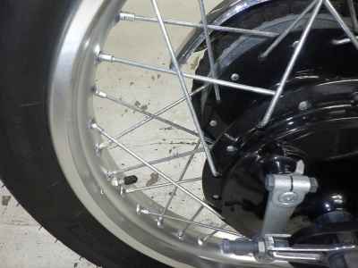 Yamaha SR400 2019