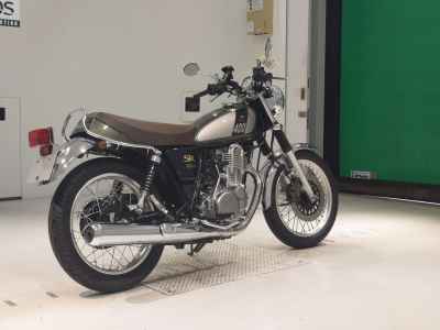 Yamaha SR400 2019