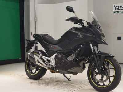 Honda NC750X 2016