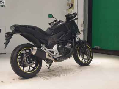 Honda NC750X 2016