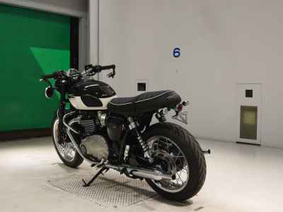 Triumph Bonneville T120 2023