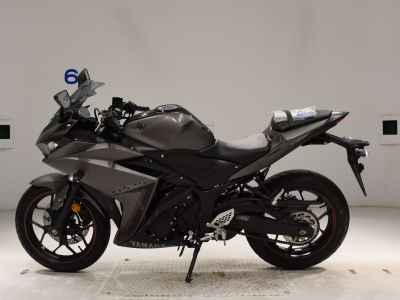 Yamaha YZF-R25 2016