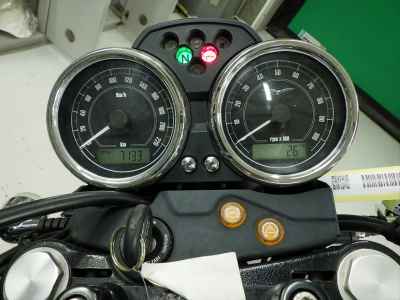 Moto Guzzi V7 Stone 2016