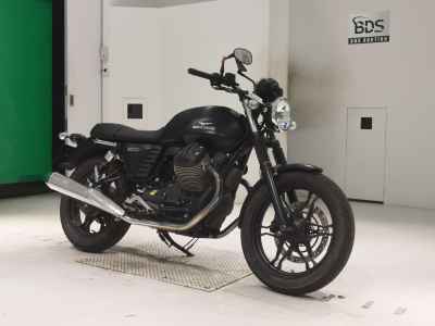 Moto Guzzi V7 Stone 2016