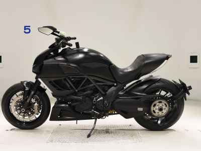 Ducati Diavel 2014