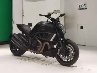 Ducati Diavel 2014