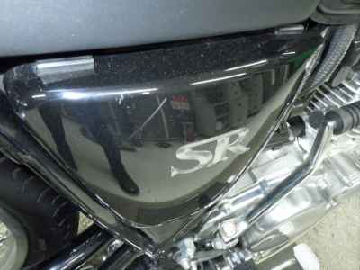 Yamaha SR400 2021