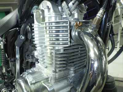 Yamaha SR400 2021