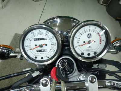 Yamaha SR400 2021