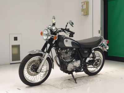 Yamaha SR400 2021