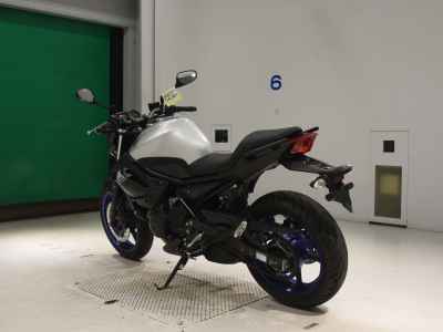 Yamaha XJ6 2016