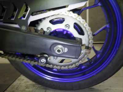 Yamaha YZF-R25 2016