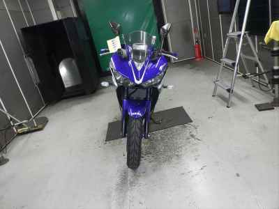 Yamaha YZF-R25 2016