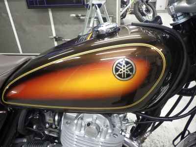 Yamaha SR400 2019
