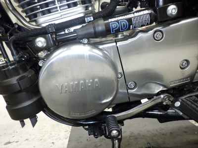 Yamaha SR400 2019