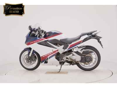 Honda VFR800F 2023