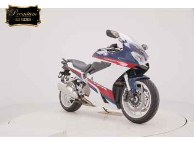 Honda VFR800F 2023