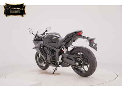 Honda CBR650R 2025