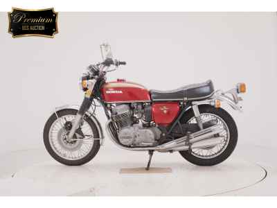 Honda CB750 2022