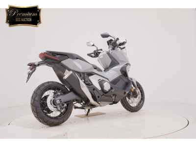 Honda X-Adv 750 2025