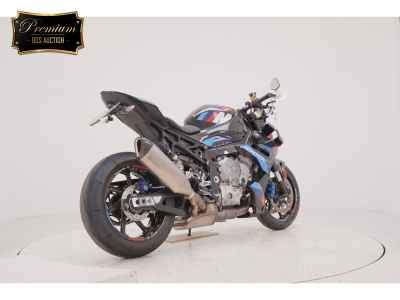 BMW M1000R 2023