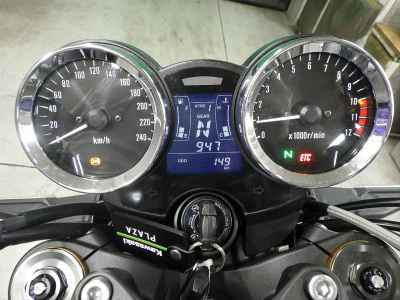 Kawasaki Z900RS SE 2024