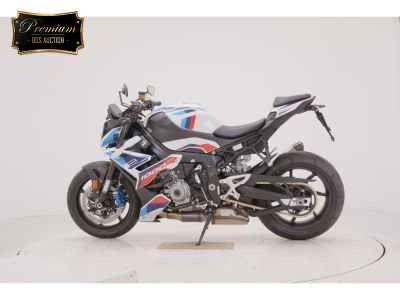 BMW M1000R 2025