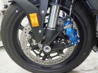 BMW M1000R 2025