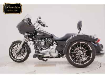 Harley-Davidson FLTRT114 2023