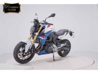 BMW F900R 2025