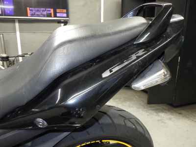 Suzuki GSR400 2011