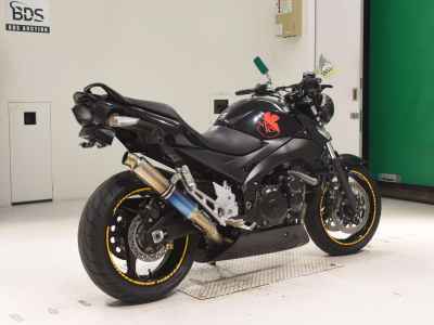 Suzuki GSR400 2011