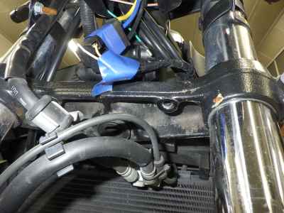 Suzuki GSR400 2011