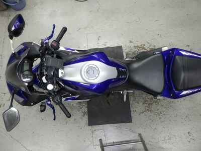 Yamaha YZF-R25 2015