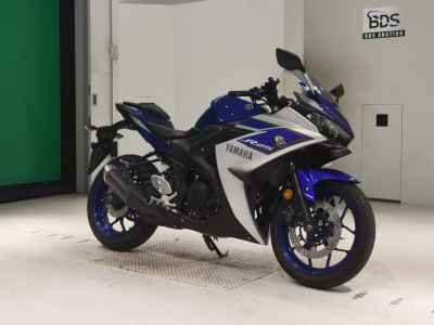 Yamaha YZF-R25 2015