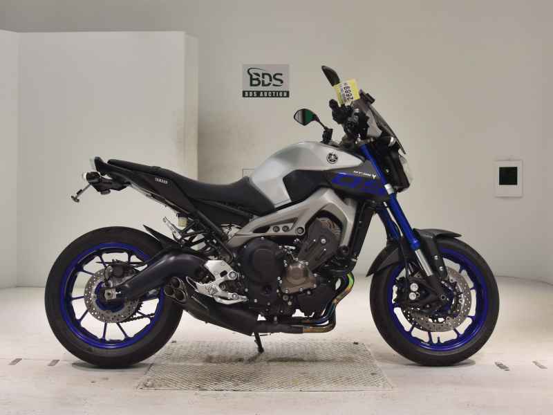 Yamaha MT-09 2015