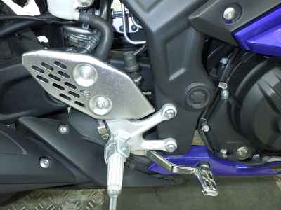 Yamaha YZF-R25 2021