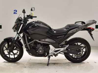 Honda NC700S 2012