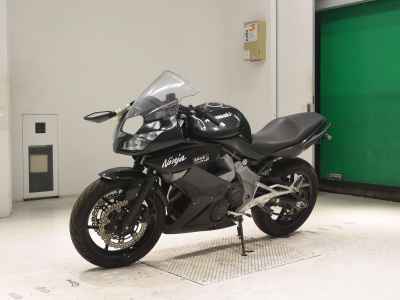 Kawasaki Ninja 400R 2010