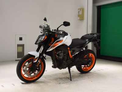 KTM 890 Duke R 2022